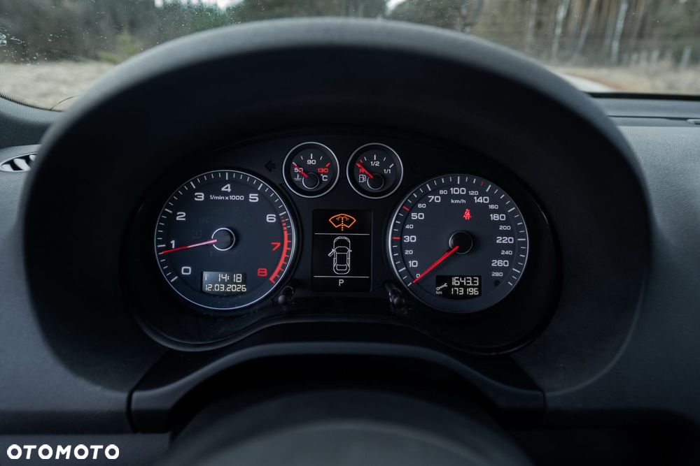 Audi A3 Sportback 2.0 TFSI (DSG) S tronic S line Sportpaket plus - 19