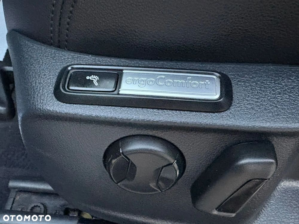 Volkswagen Passat 2.0 TDI SCR (BlueMotion Tech) 4Mot DSG Highline - 17