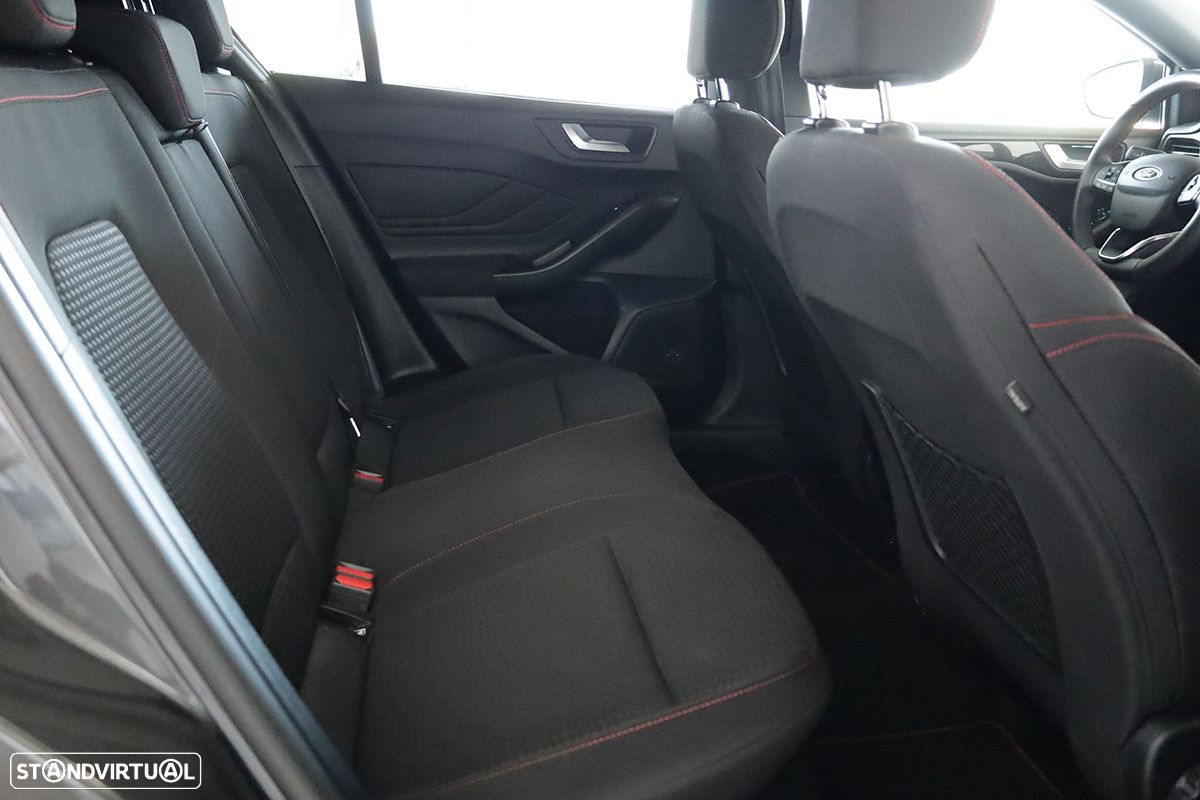 Ford Focus 1.0 EcoBoost MHEV ST-Line Aut. - 22