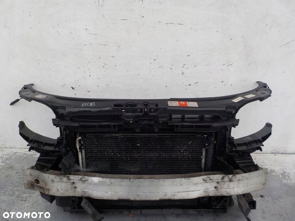 808 PAS PRZEDNI BELKA CHŁODNICE AUDI A3 8P 2.0 TDI 05-08R - 1