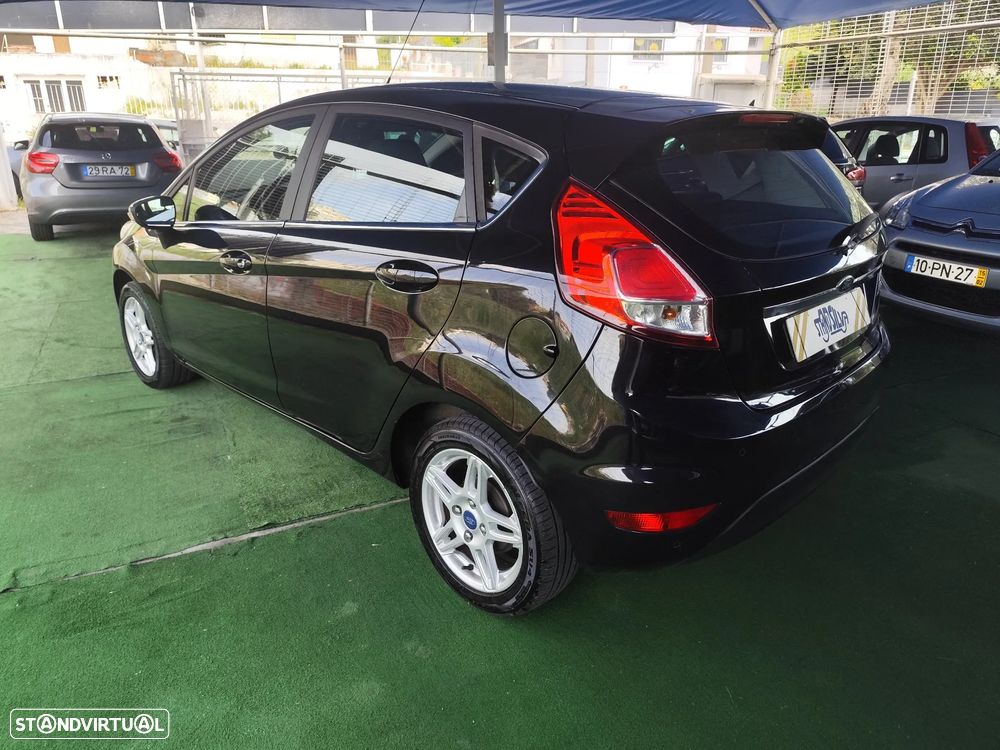 Ford Fiesta 1.5 TDCi Titanium - 11