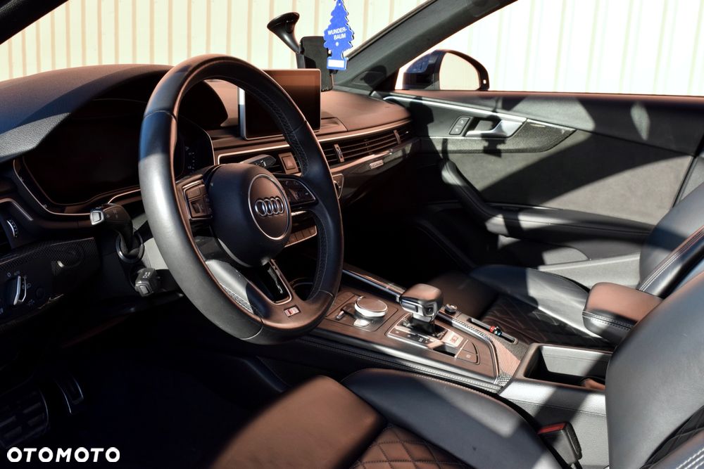 Audi S4 Limousine - 24