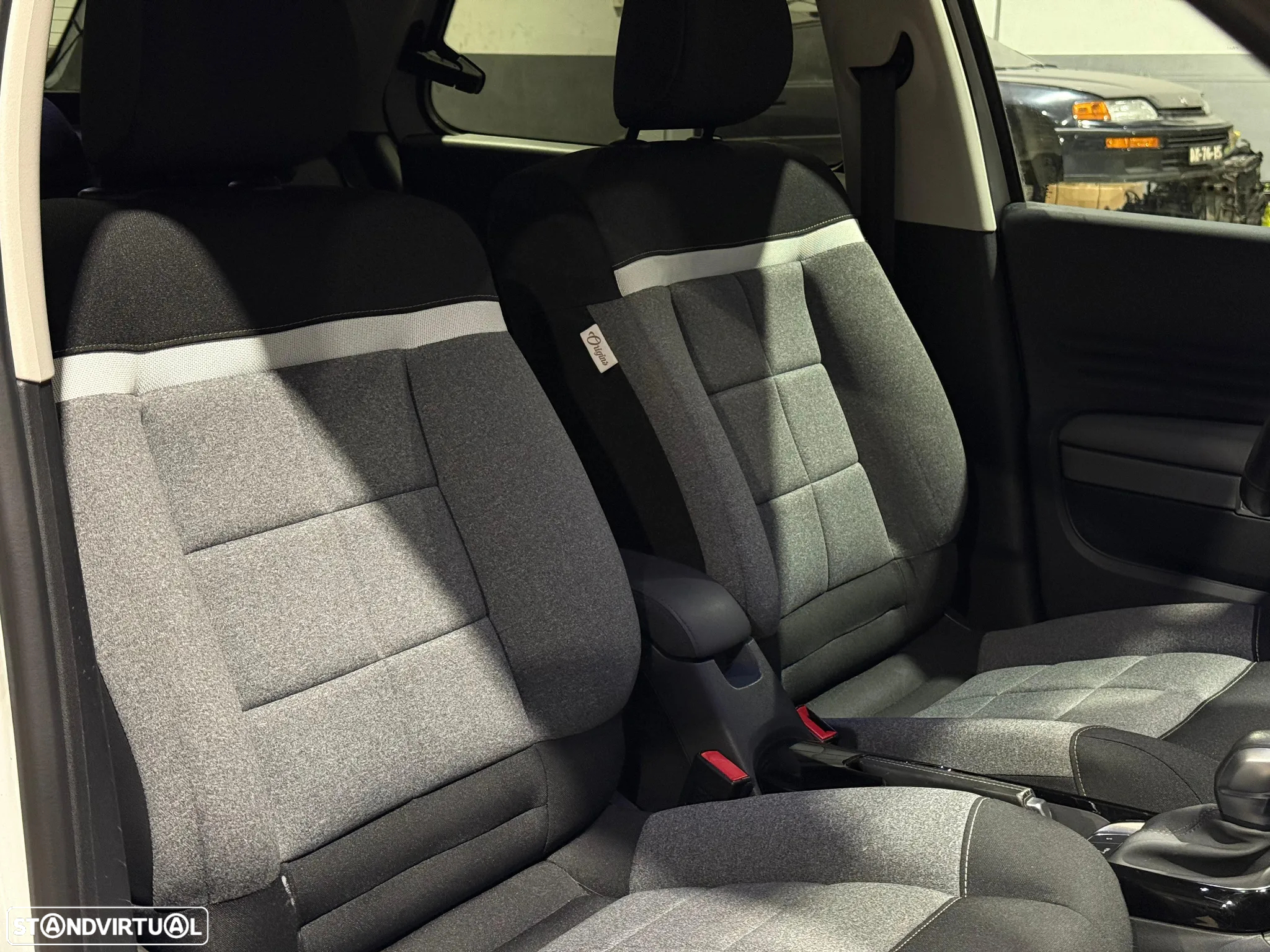 Citroën C4 Cactus BlueHDi 120 Stop&Start EAT6 Origins - 28