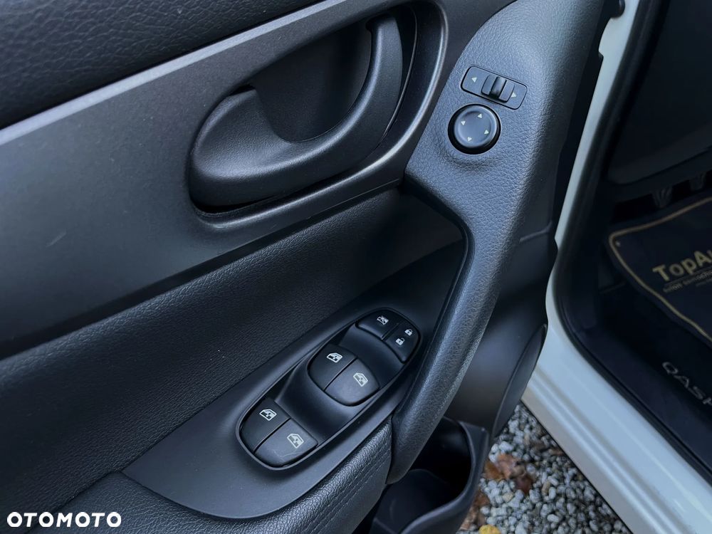 Nissan Qashqai 1.5 dCi N-Connecta - 34