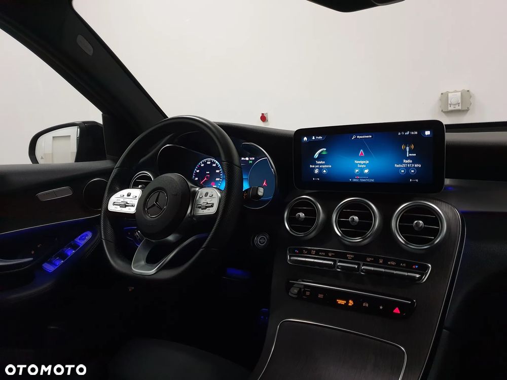 Mercedes-Benz GLC 300 de 4Matic 9G-TRONIC AMG Line Plus - 11