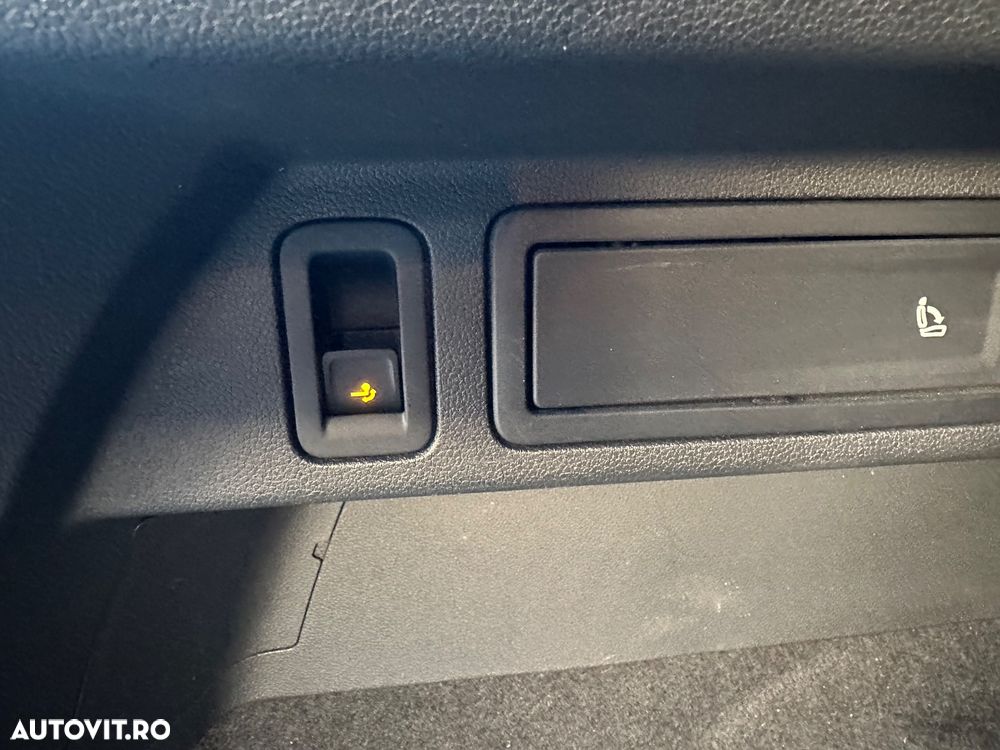 Volkswagen Tiguan - 13