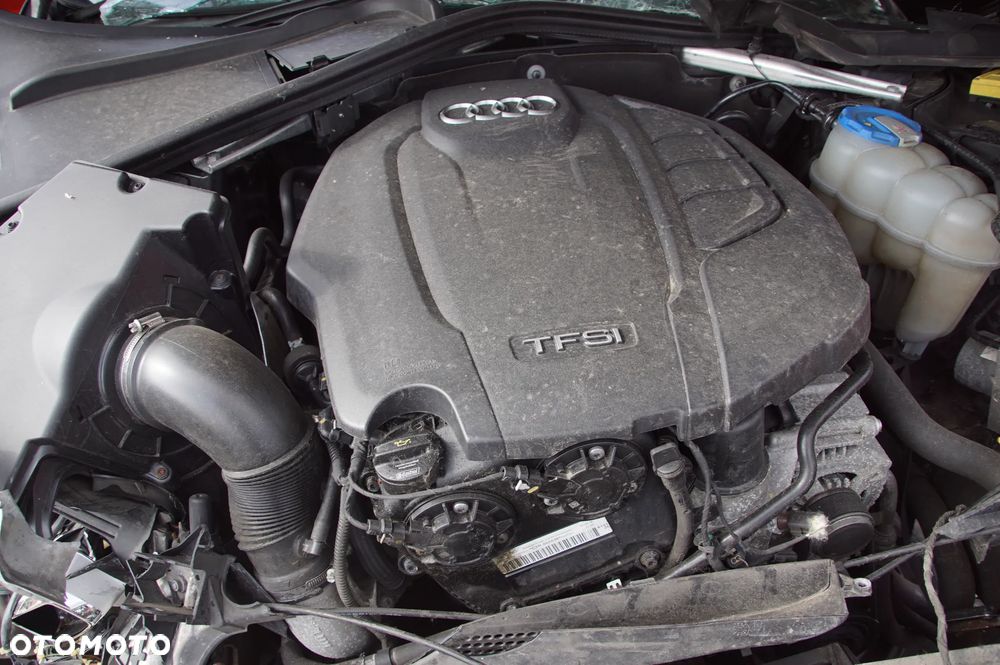 Auto na części - Audi A5 8T Sportback Quattro Lift 2.0 TFSI 252 KM CYRB SJM LY9B 2017R Silnik Skrzynia Klapa Zderzak Drzwi Szyba Lampa Deska Kokpit Sterownik Moduł Kierownica Panel - 16