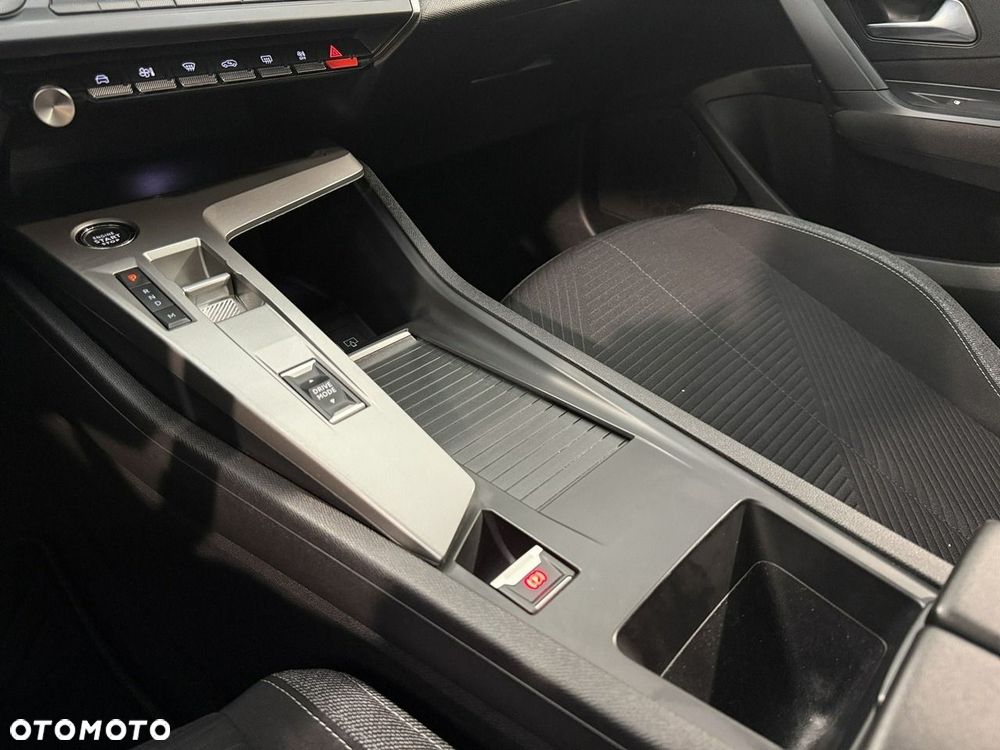Peugeot 308 1.5 BlueHDi Active Pack S&S EAT8 - 18
