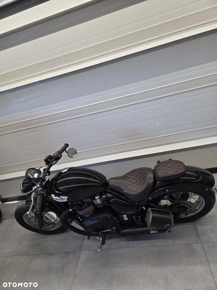 Triumph Speedmaster - 9