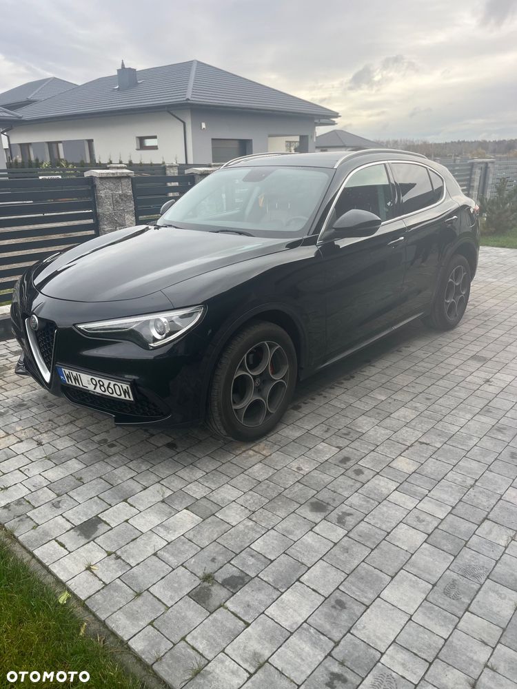 Alfa Romeo Stelvio 2.0 Turbo 16V AT8-Q4 First Edition - 2