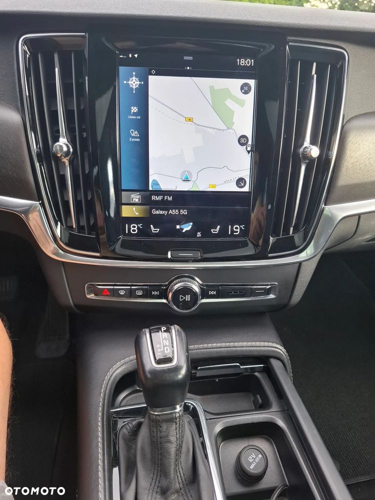 Volvo V90 Cross Country D4 AWD Ocean Race - 9
