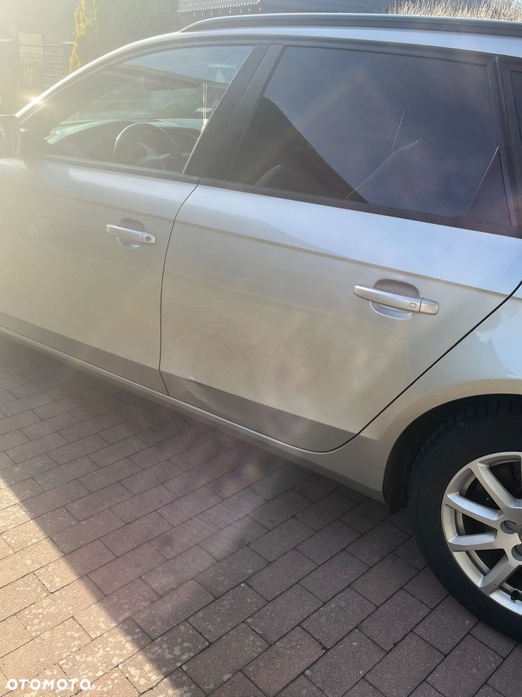 Audi A4 Avant 2.0 TDI ultra - 4