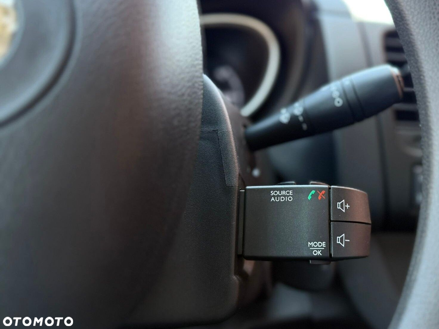Opel Vivaro Blaszak / Zabudowa Gastronomiczna - 13