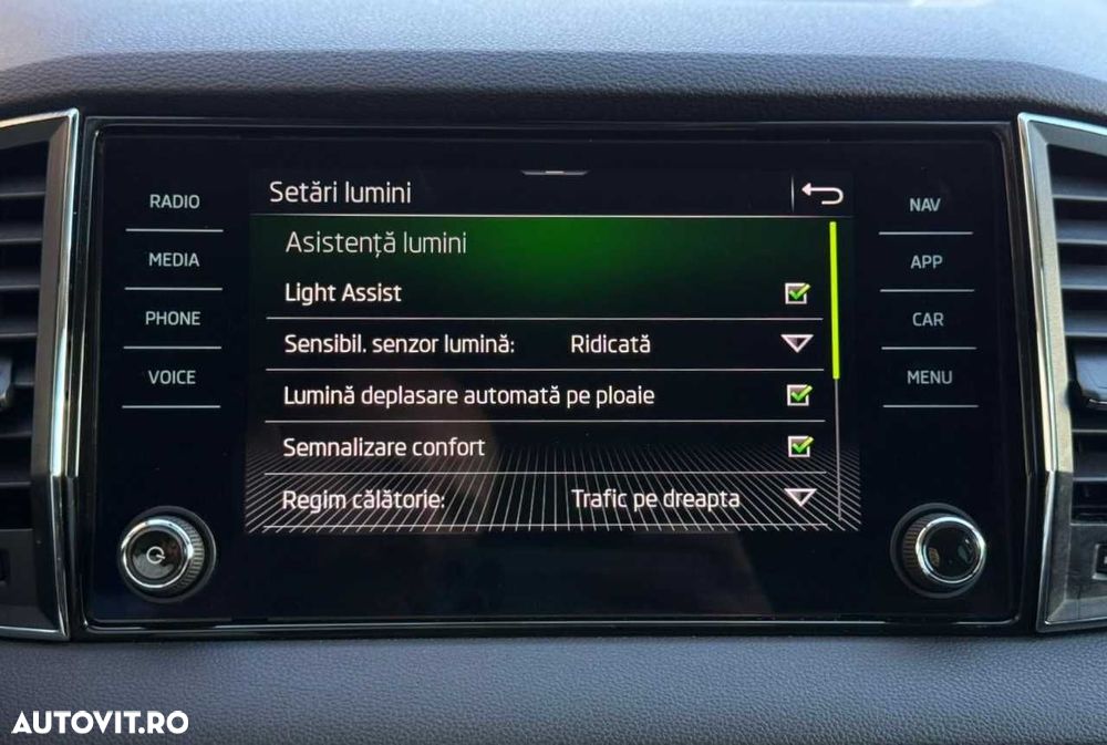 Skoda Karoq 1.6 TDI DSG Ambition - 35