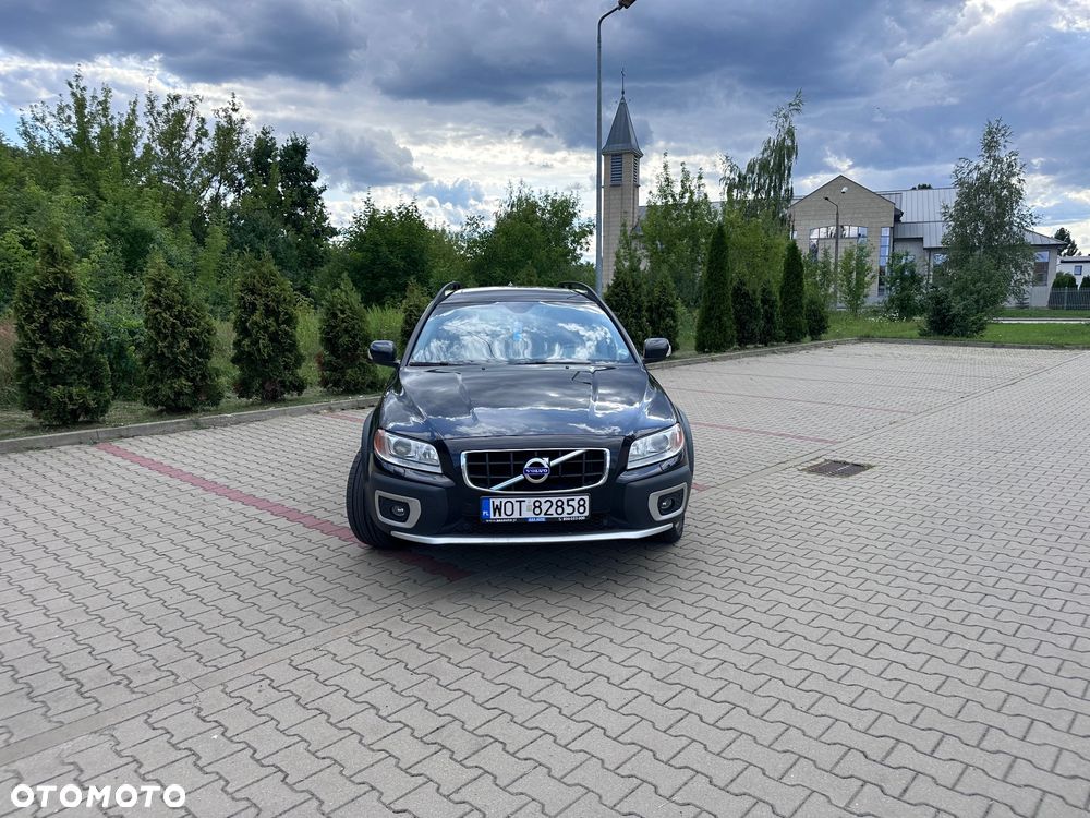Volvo XC 70 - 8
