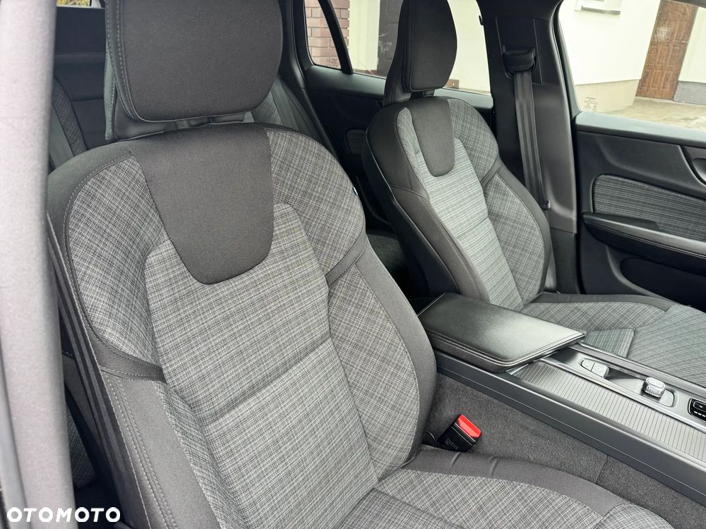 Volvo V60 B3 B DKG Essential - 12