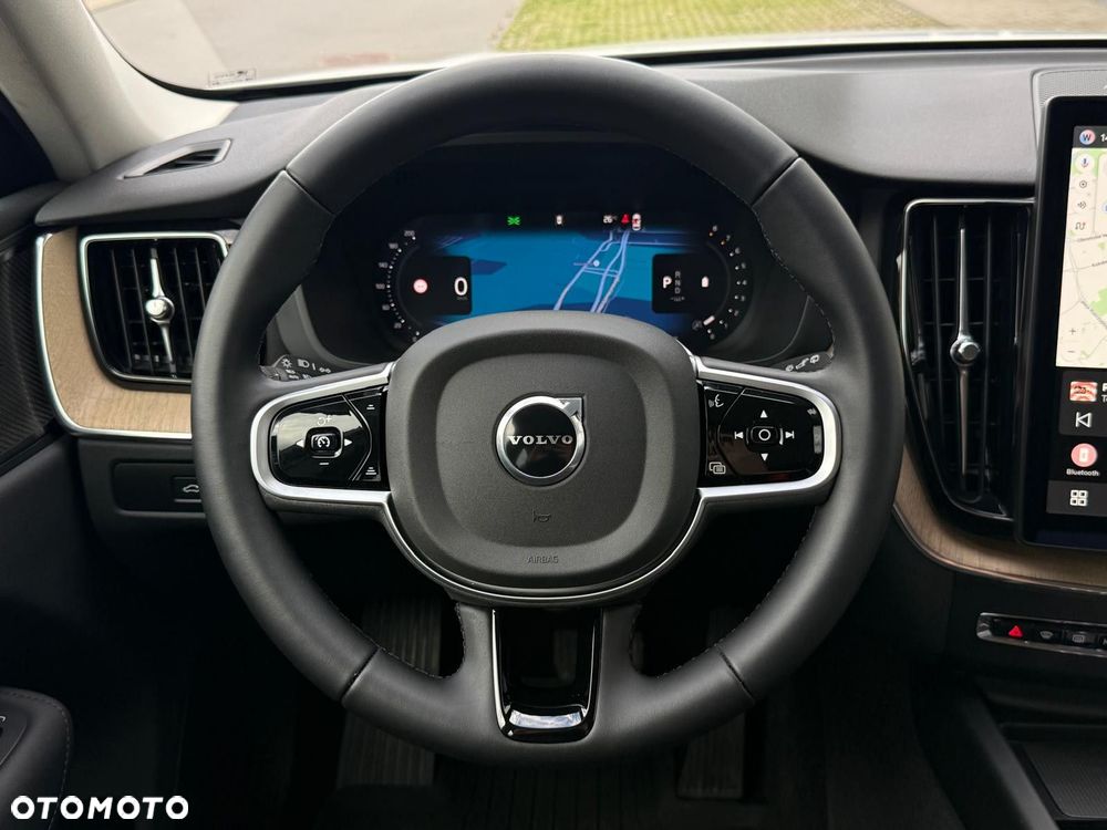 Volvo XC 60 B5 B AWD Plus Dark - 13