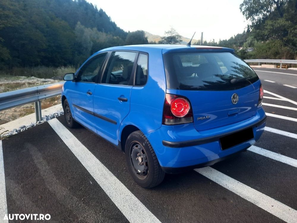 Volkswagen Polo - 2