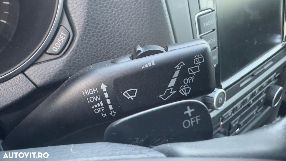 Volkswagen Golf - 19