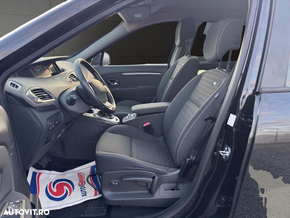Renault Scenic - 5