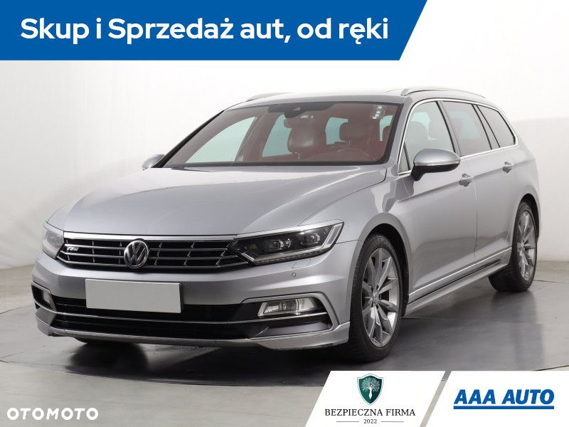 Volkswagen Passat - 2