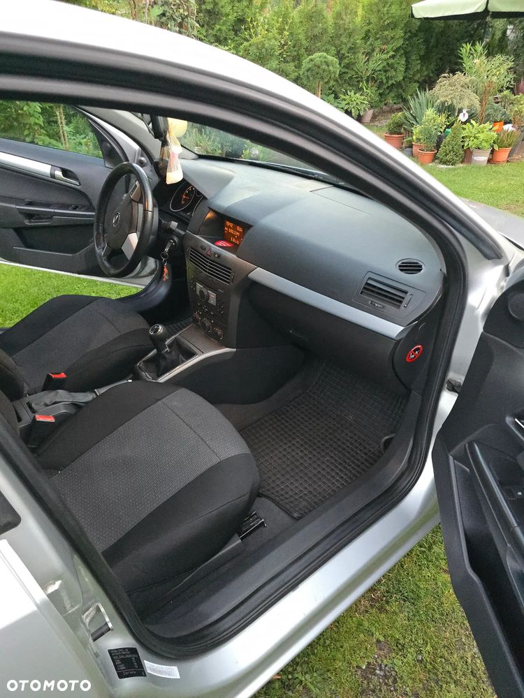 Opel Astra 1.6 Cosmo - 7