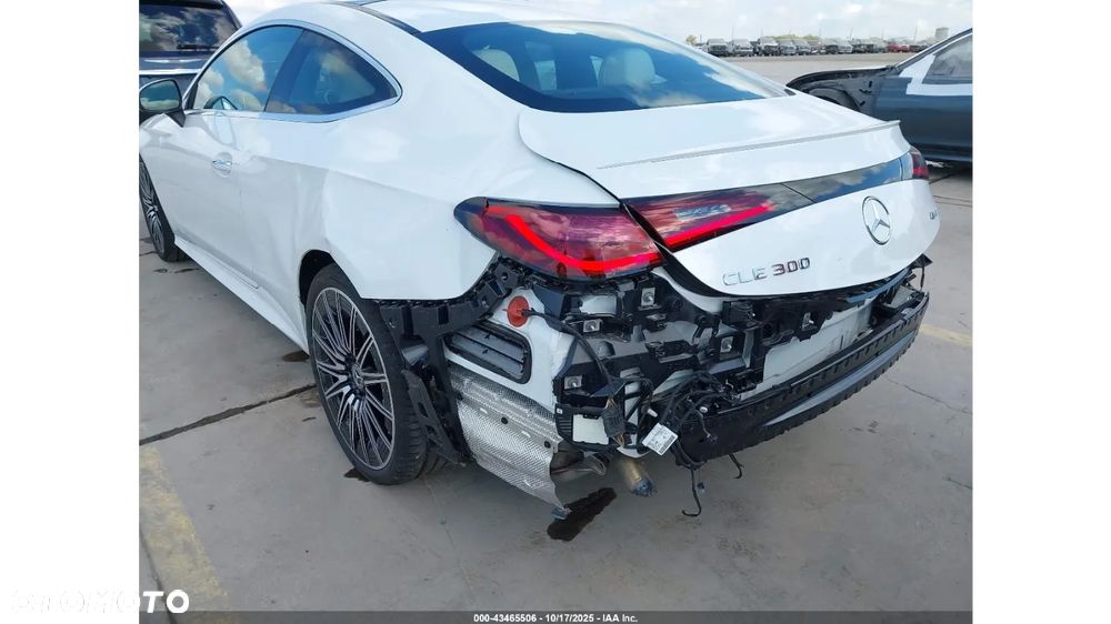 Mercedes-Benz CLE - 10