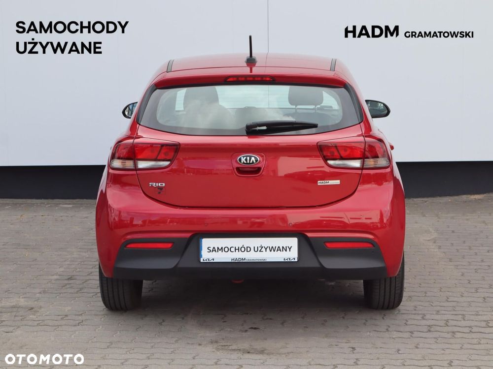 Kia Rio - 17