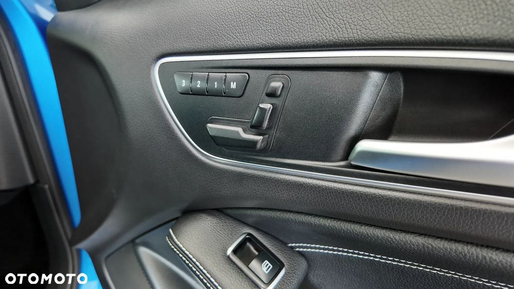 Mercedes-Benz GLA 250 4Matic 7G-DCT UrbanStyle Edition - 21