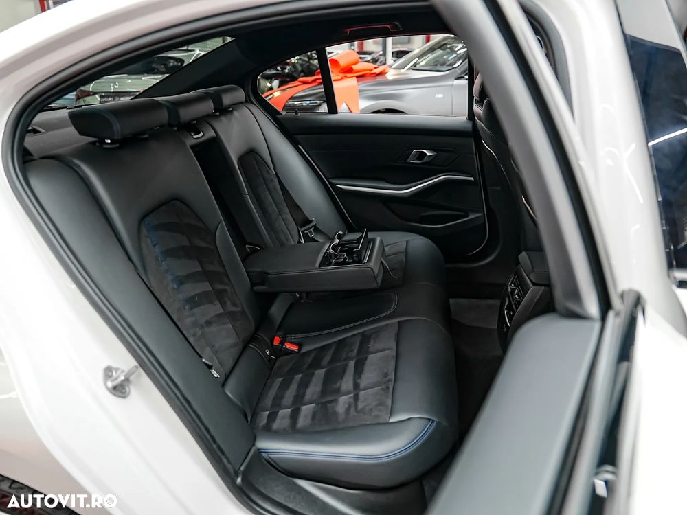 BMW Seria 3 318i Aut. M Sport - 12