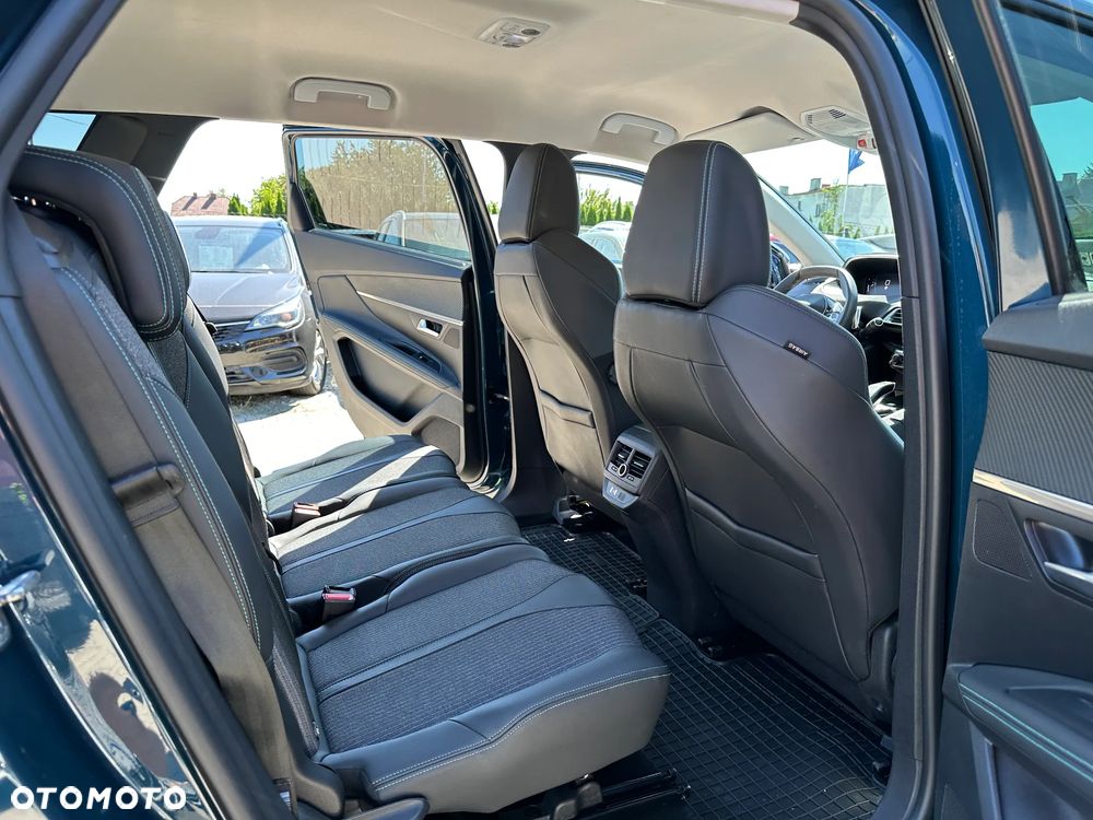 Peugeot 5008 - 26
