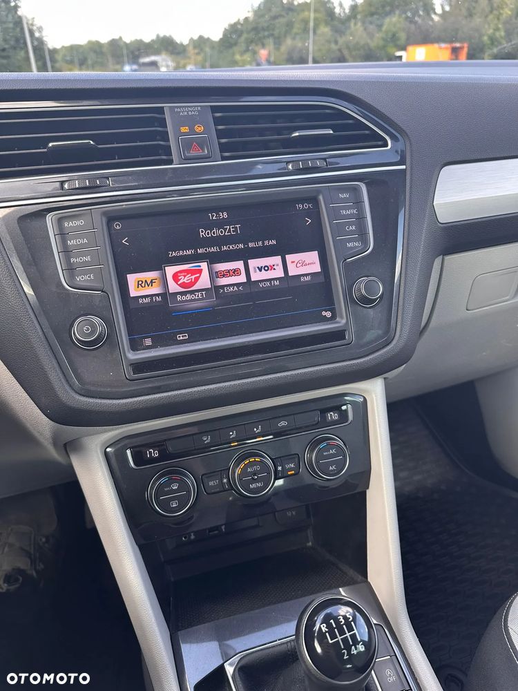 Volkswagen Tiguan - 31