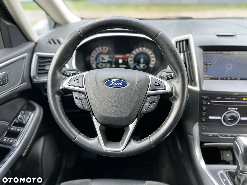 Ford S-Max - 14
