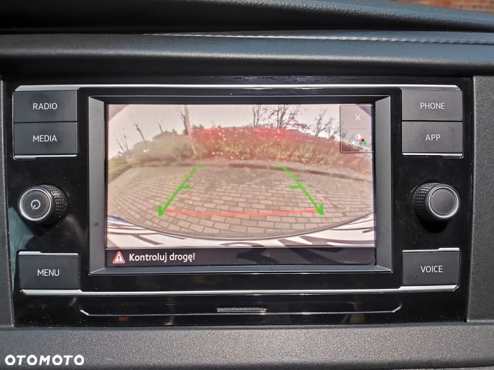 Volkswagen Transporter - 24