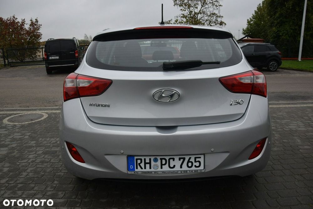 Hyundai i30 1.4 Classic + - 13