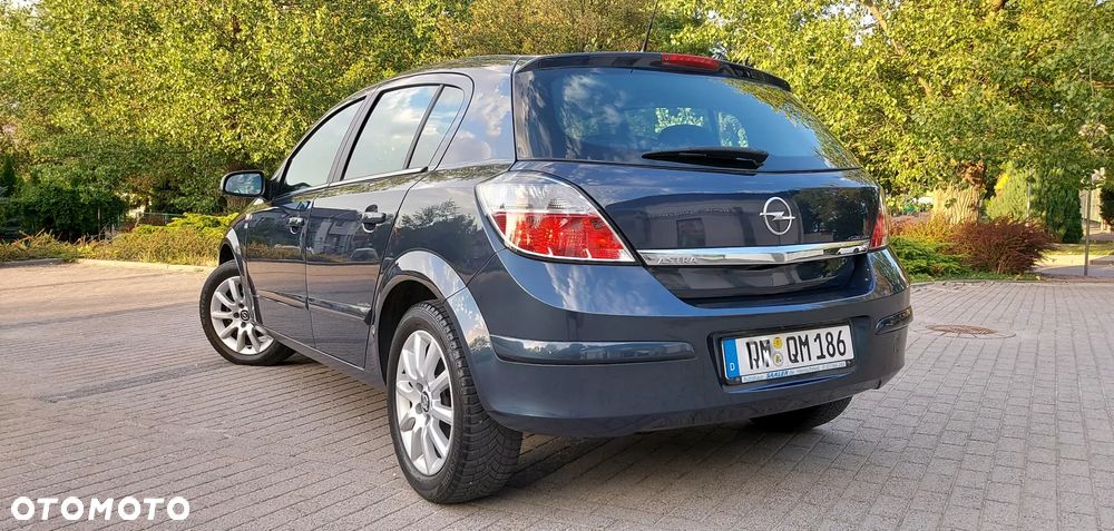 Opel Astra 1.8 Edition - 12