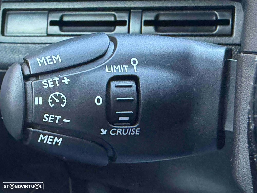 Peugeot 5008 1.5 BlueHDi GT Line - 31