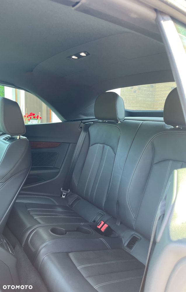Audi A5 Cabrio - 33