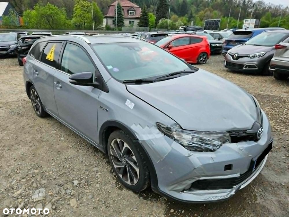 Toyota Auris - 5
