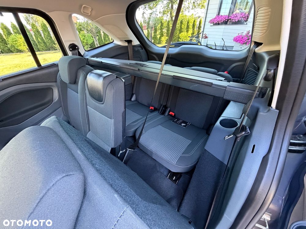 Ford Grand C-MAX - 6
