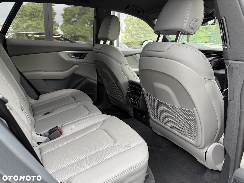 Audi Q8 - 28