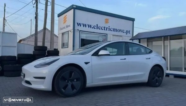 Tesla Model 3 Standard Range Plus RWD
