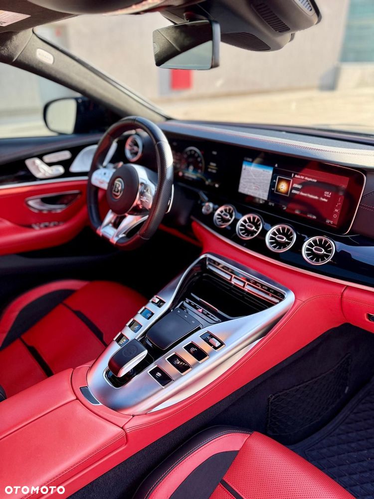 Mercedes-Benz AMG GT 63 S 4Matic+ Speedshift MCT 9G - 22