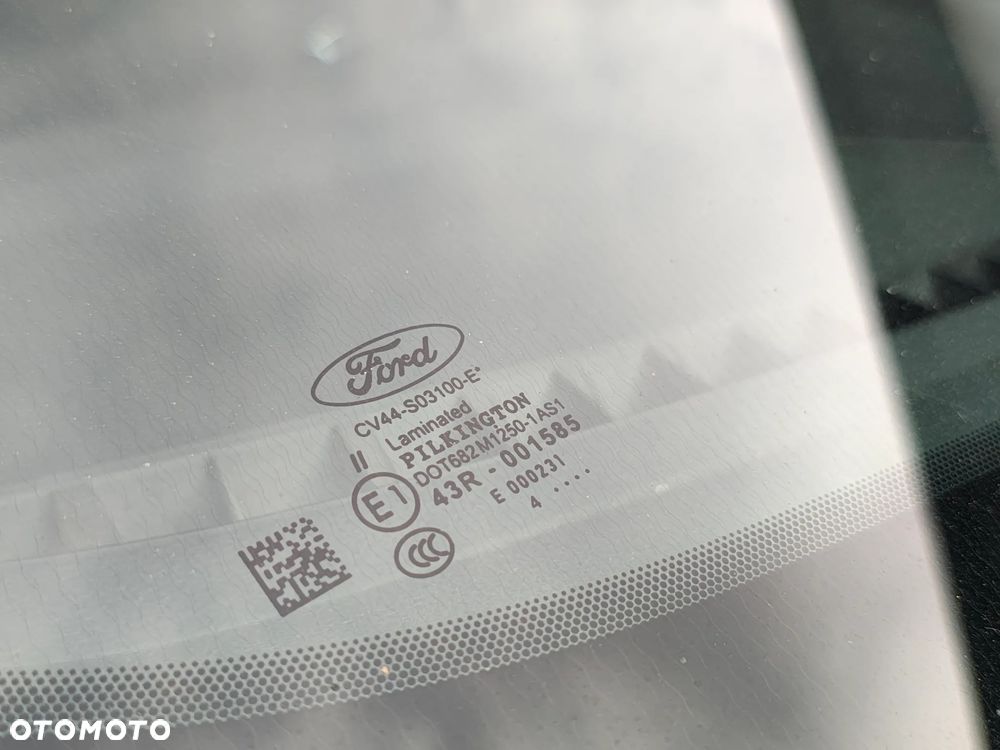 Ford Kuga - 23