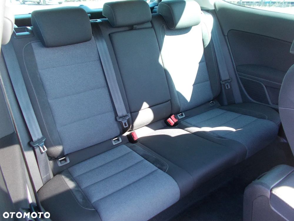 Volkswagen Golf 1.2 TSI BMT Trendline - 15