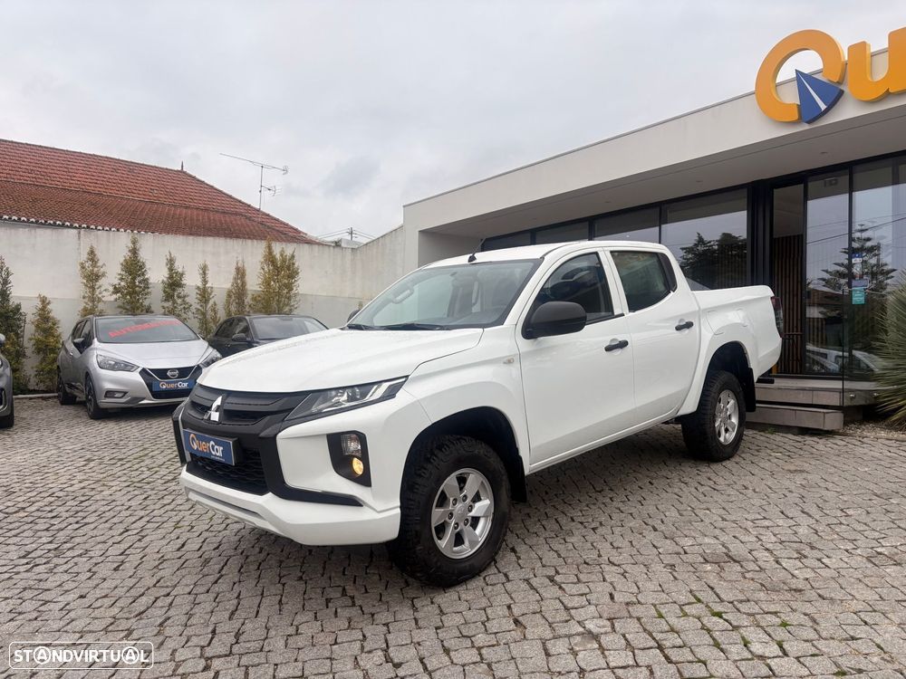 Mitsubishi L200 2.3 DI-D CD Invite Strakar Look 4WD - 18