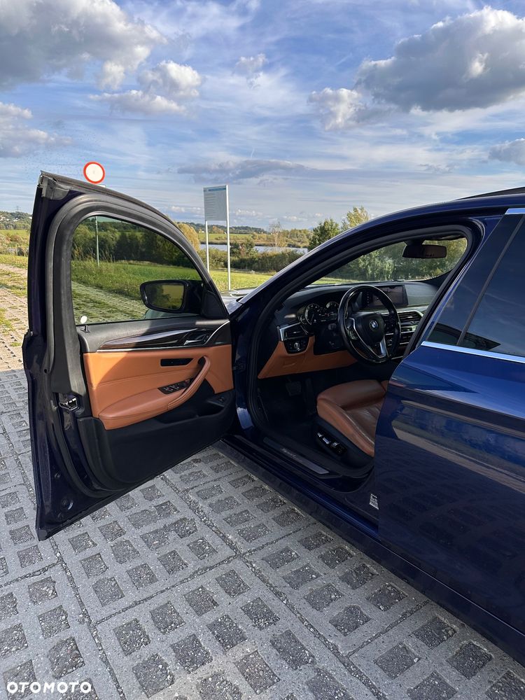 BMW Seria 5 540i xDrive - 6