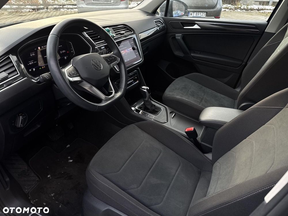Volkswagen Tiguan 1.5 TSI EVO Elegance DSG - 9