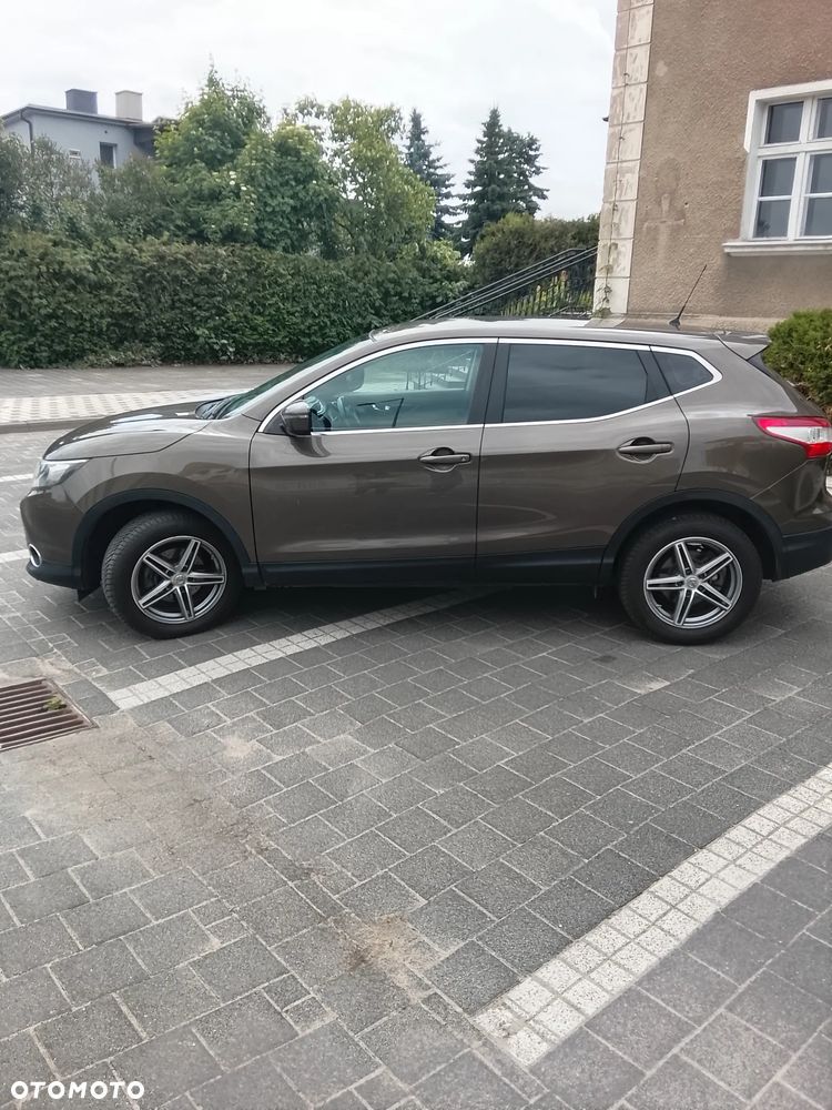 Nissan Qashqai 1.5 dCi N-Tec - 4