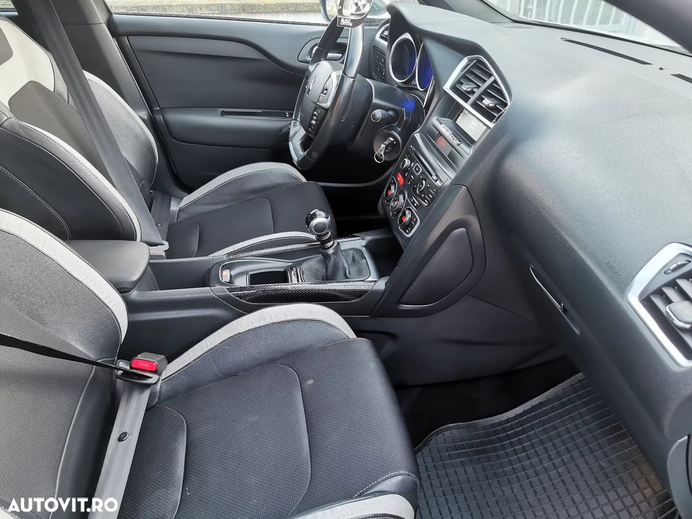 Citroën DS4 BlueHDi 150 S&S Limited Edition 1955 - 8